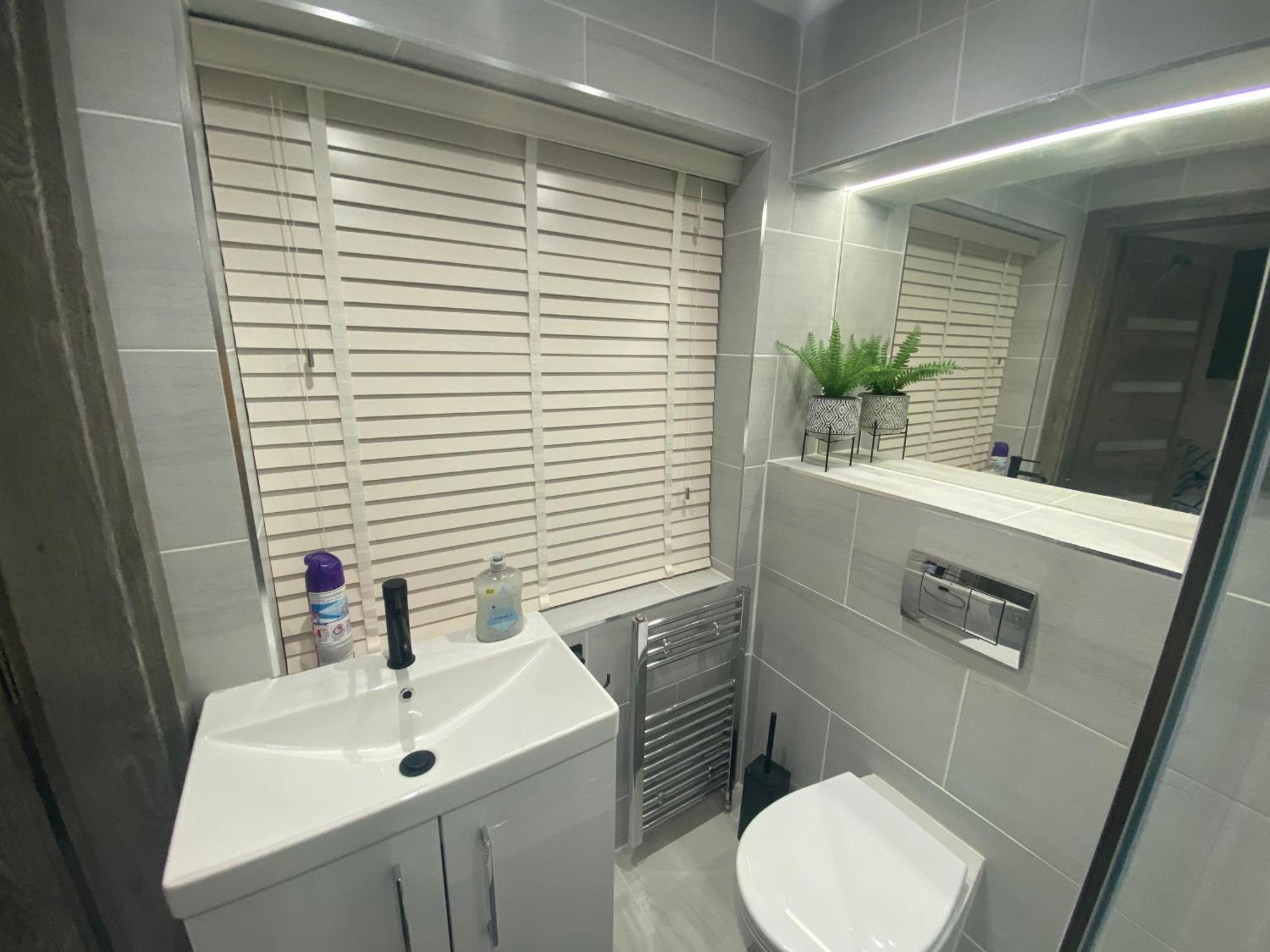Modern Studio In Natural Surroundings برمنغهام المظهر الخارجي الصورة